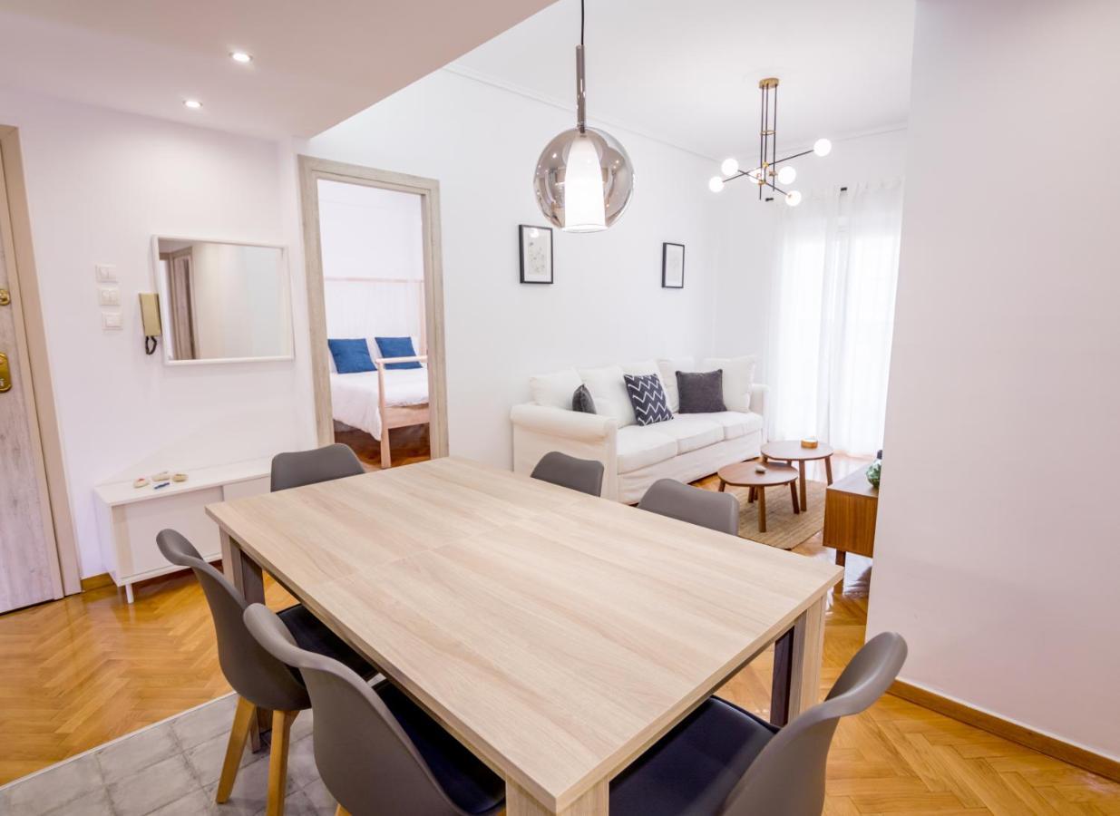 In The Shadow Of Acropolis - Spacious & Lovely Apt Athens Luaran gambar