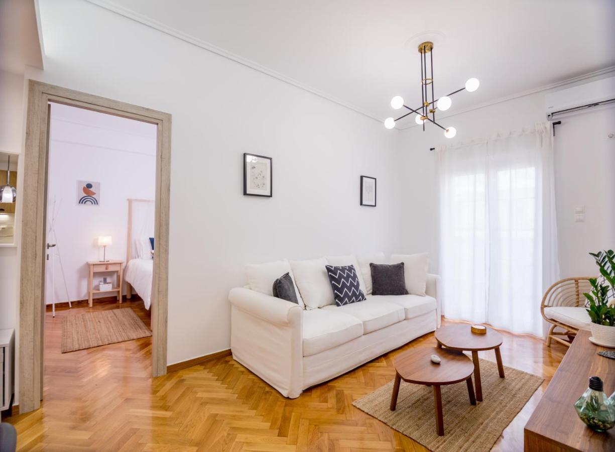 In The Shadow Of Acropolis - Spacious & Lovely Apt Athens Luaran gambar