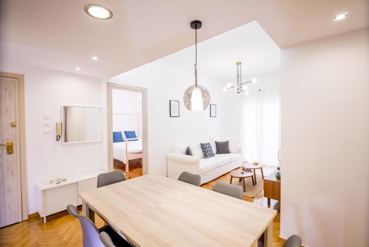 In The Shadow Of Acropolis - Spacious & Lovely Apt Athens Luaran gambar
