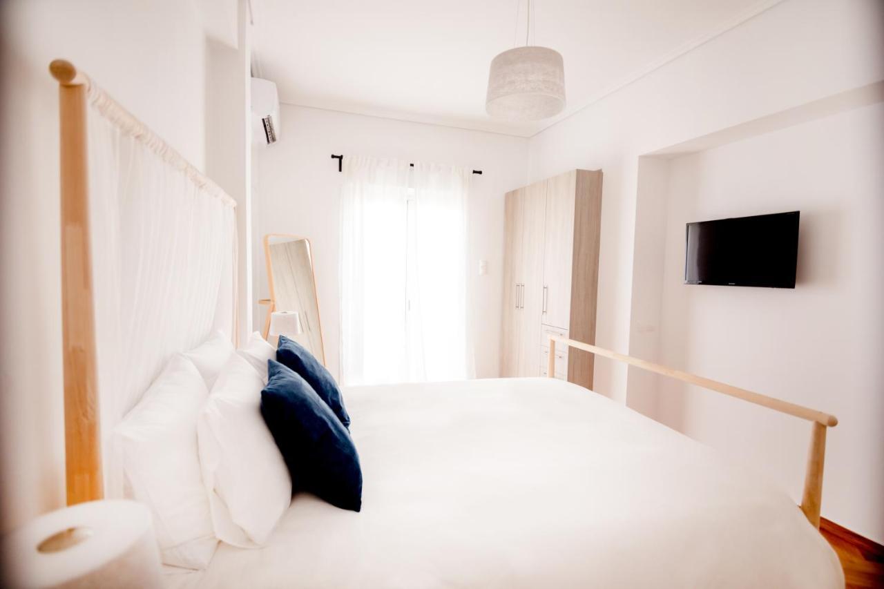 In The Shadow Of Acropolis - Spacious & Lovely Apt Athens Luaran gambar